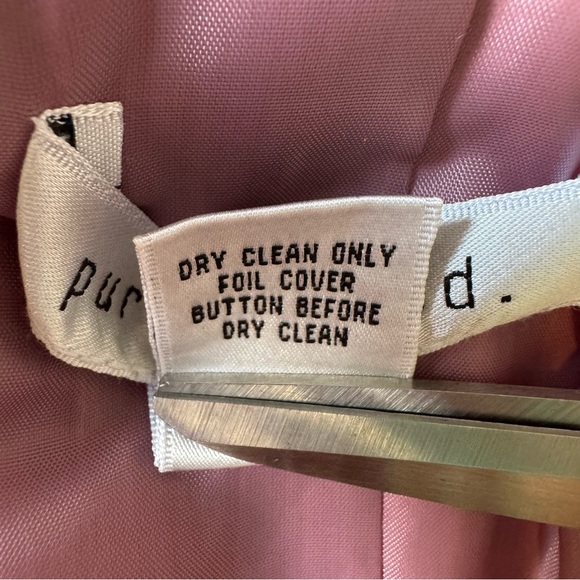 Pursuits Ltd. Women’s Pink Velvet Blazer with Jeweled Button Size 8 - Picture 6 of 6